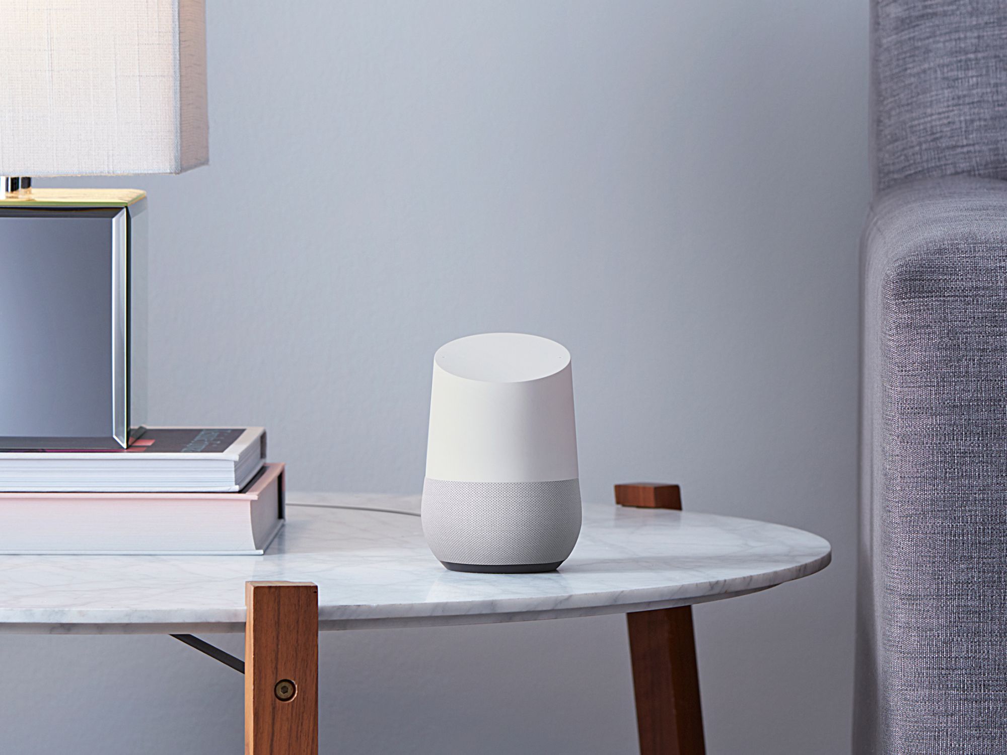 Google Home salva a una madre y su hija de una situación amenazante