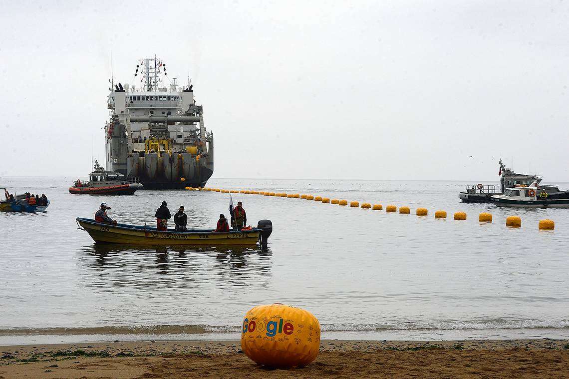 Google completa la instalación del cable submarino “Curie” de 10.000 kms