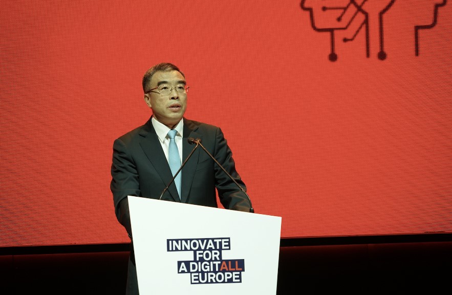 Liang Hua, presidente de la Junta Directiva de Huawei