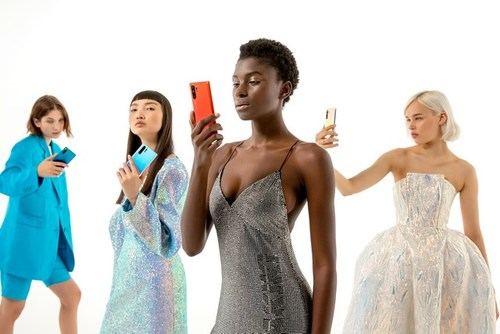 Huawei lanza Fashion Flair, una colección que combina inteligencia artificial y moda