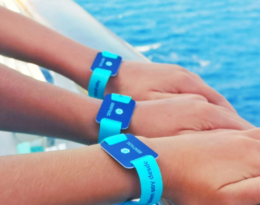 Una pulsera de identificación personal con NFC, para acceder a todos tus datos de forma sencilla