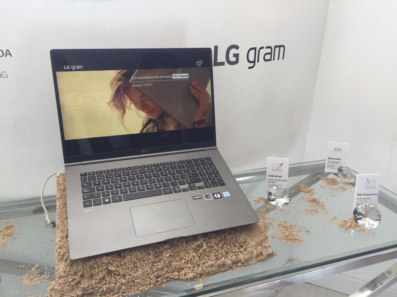 LG Gram (17Z990) de 17 pulgadas, el portátil más ligero del mundo