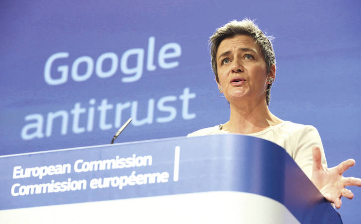 Google tiene problemas, la UE le ha enviado un pliego de cargos por monopolio