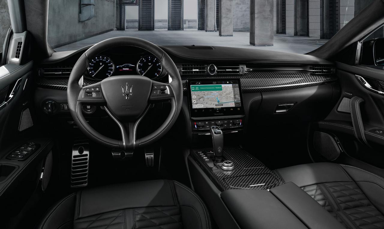 Maserati Quattroporte con TomTom integrado