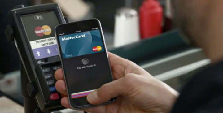 Las tarjetas de crédito, amenazadas por el pago móvil