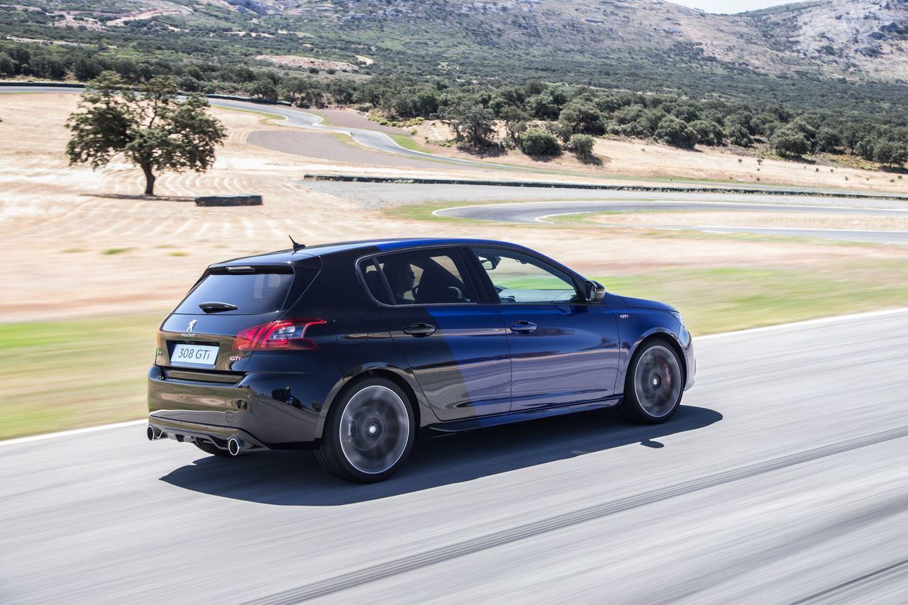 El ‘síndrome del Co-conductor’, Pantomima para los ADAS de Peugeot