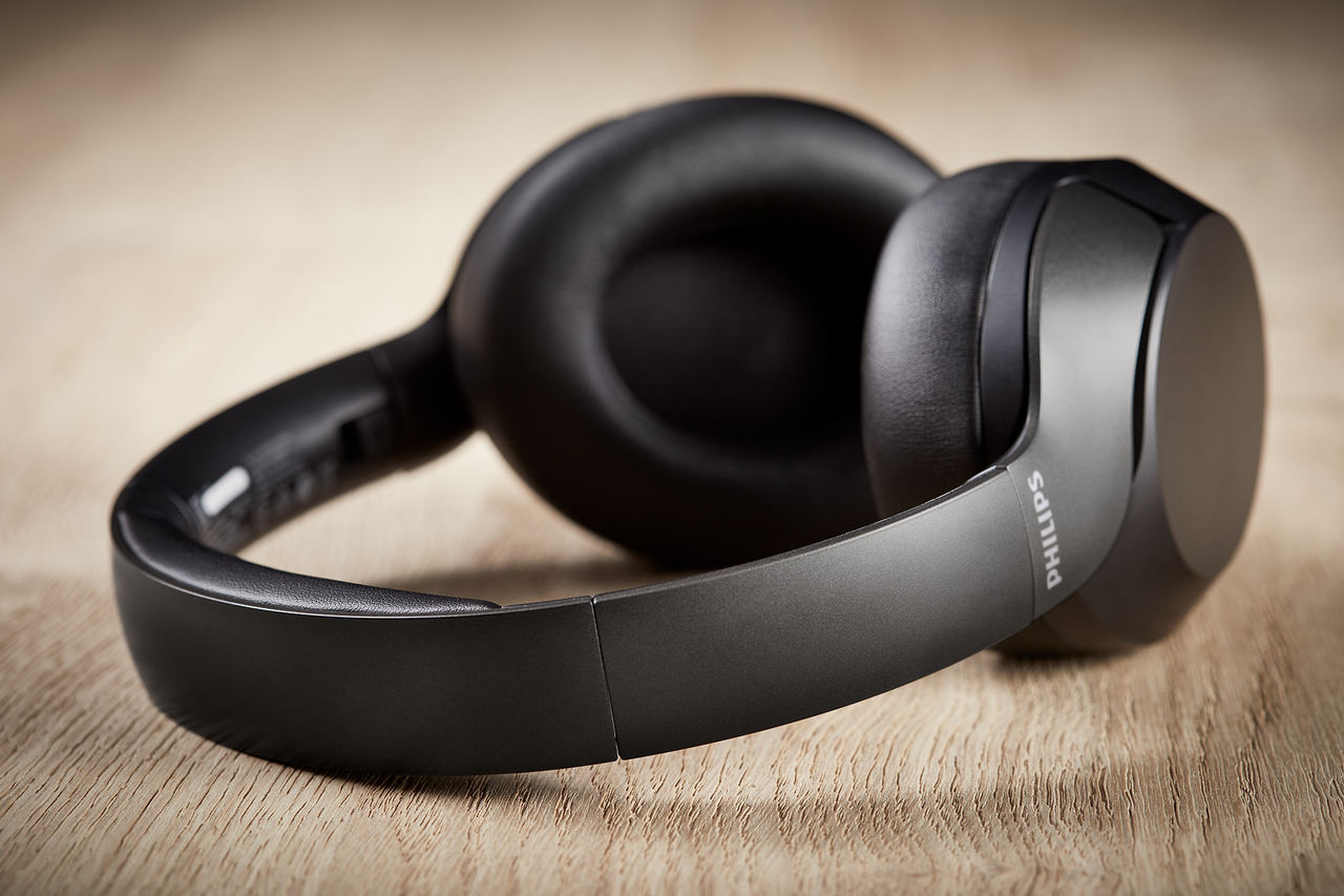Philips presenta sus auriculares PH805 con cancelación de ruido