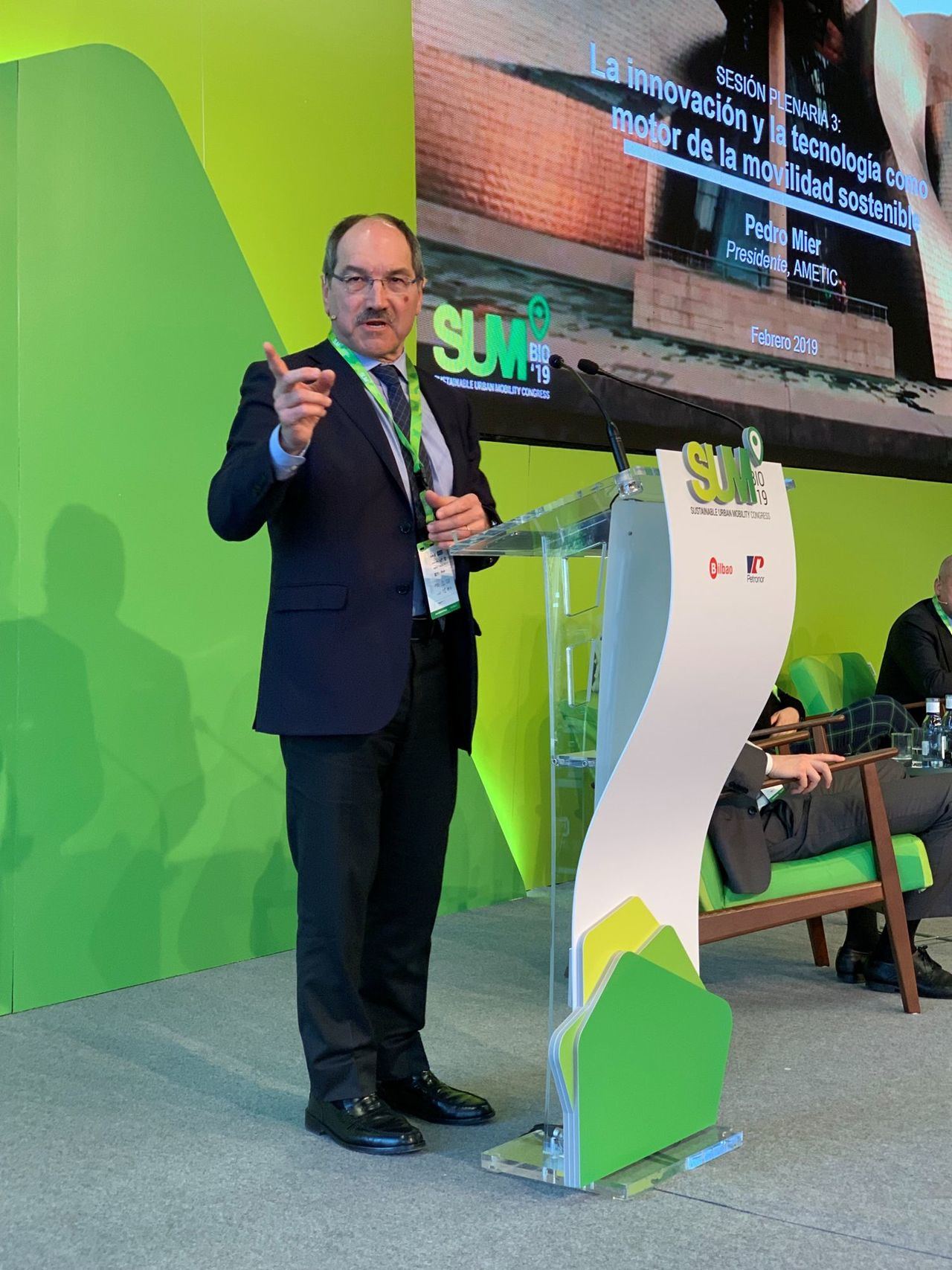 Pedro Mier, presidente de AMETIC, en el Congreso de Movilidad Urbana Sostenible (Sum Bilbao 2019)