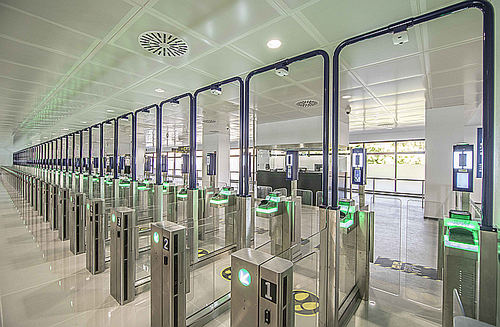 Everis instala sistemas automatizados de control fronterizo en cuatro aeropuertos españoles
 