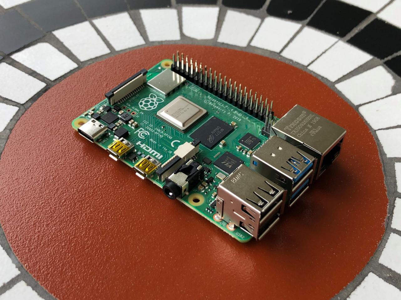 Raspberry Pi 4 ya está en el mercado