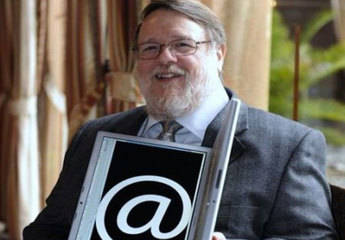 Raymond Tomlinson.