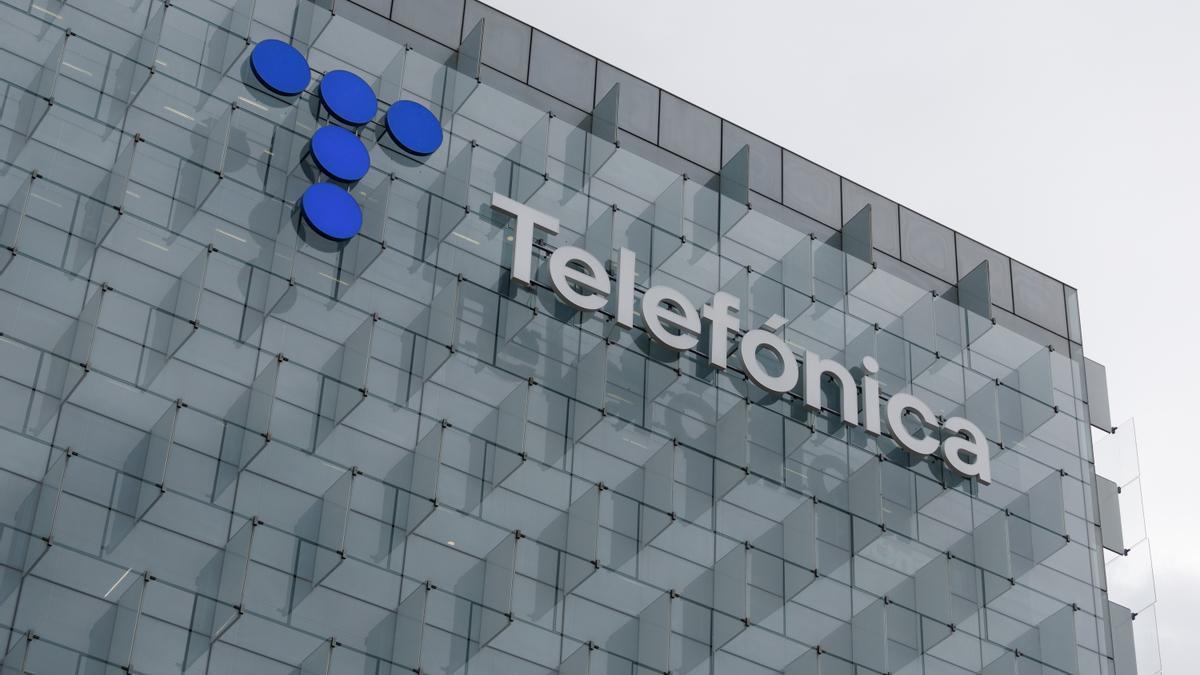 ¿Quién se queda con la ‘T’? Telefónica contra Deutsche Telekom