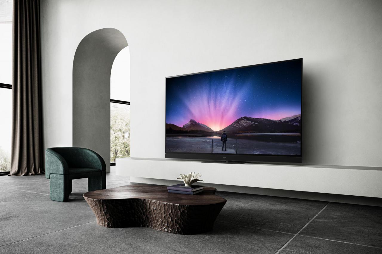 Panasonic OLED LZ2000