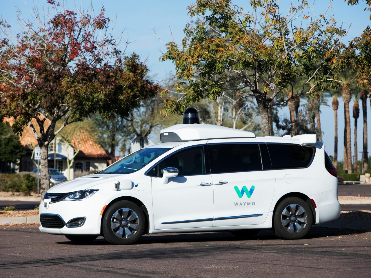 Waymo firma un acuerdo con Nissan y Renault para sistemas de conducción autónoma