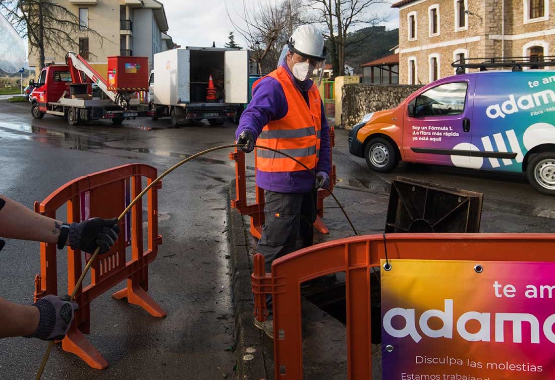 Adamo apuesta por Andalucía y llevará su red a 75.000 hogares