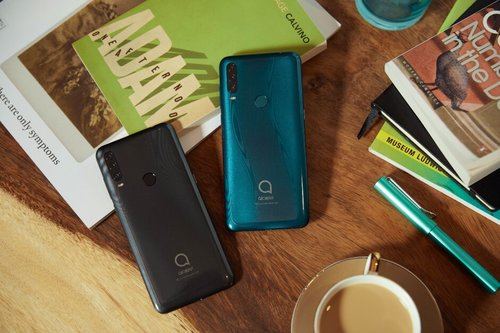 Alcatel ya ha vendido más de 1,5 millones de terminales de su Serie 1