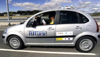 Autopìa, la Politécnica trabaja para que los coches autónomos interactúen con la ciudad