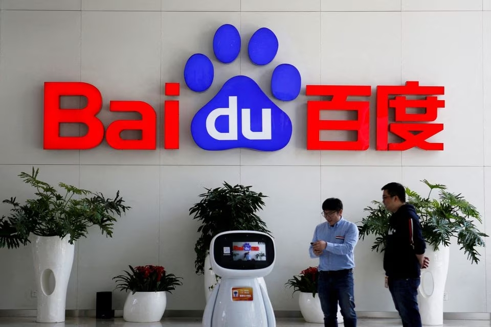 Baidu demanda a Apple y desarrolladores de apps por distribuir clones falsos de su bot Ernie