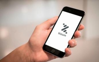 Hacienda elimina el límite de 3.000 euros y equipara Bizum a las tarjetas