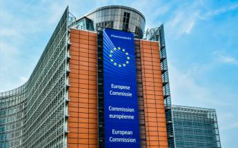 La Comisión Europea presenta su nueva estrategia de datos e inteligencia artificial