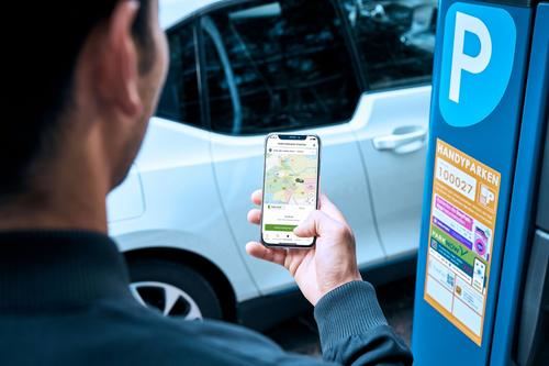 BMW y Daimler preparan la venta de Park Now a Easypark