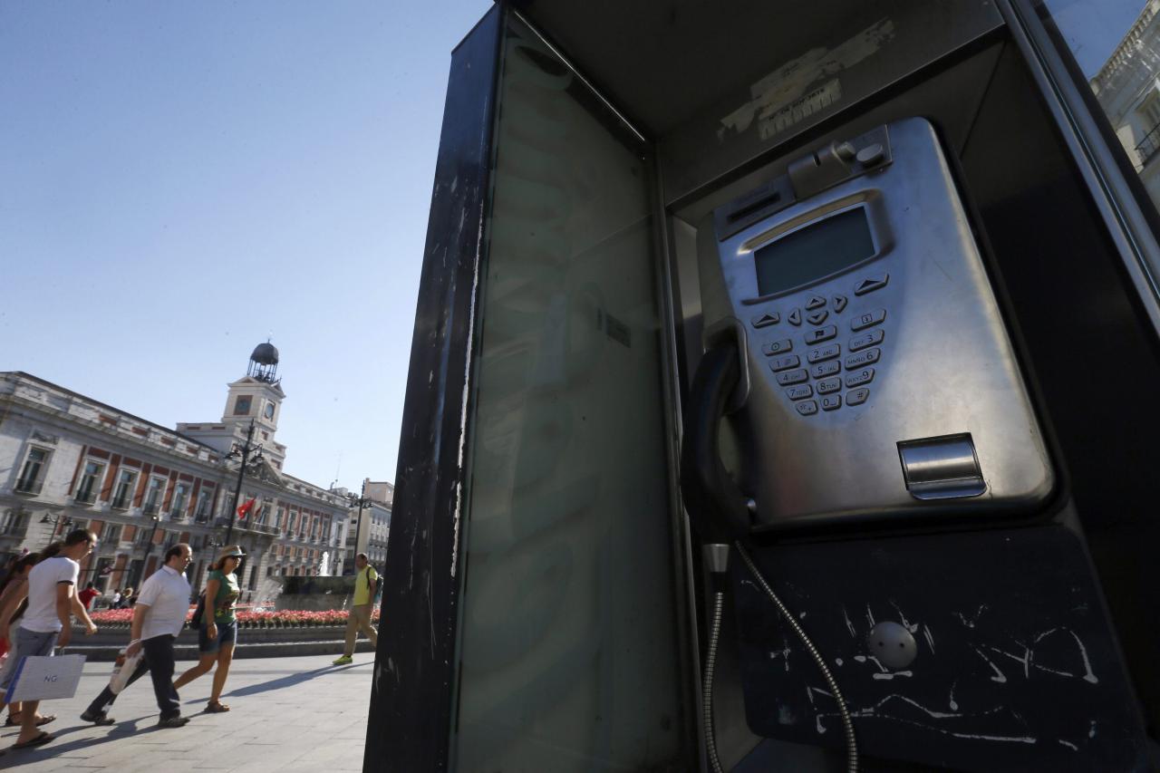 Cabina telefónica en la Puerta de Sol (Madrid)