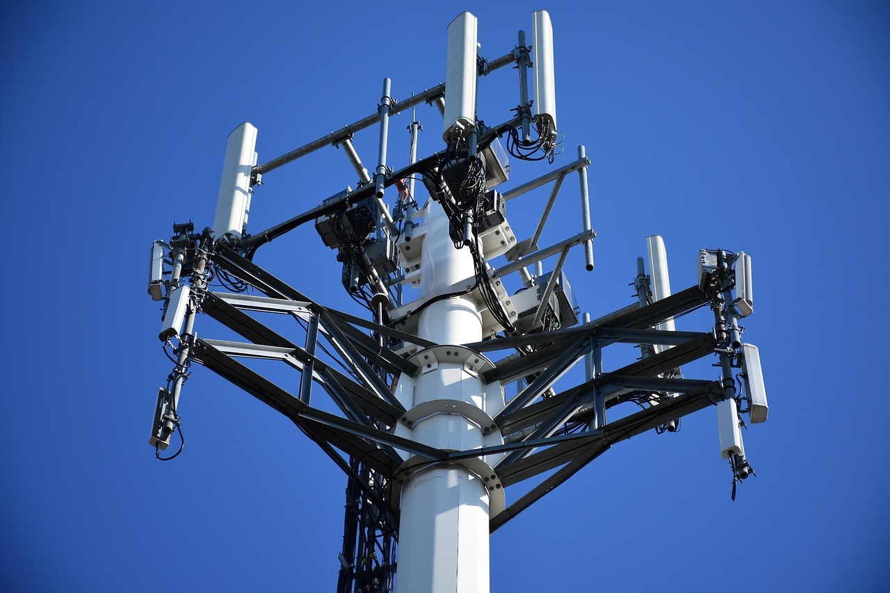 Telefónica reduce tarifas mayoristas para líneas alquiladas