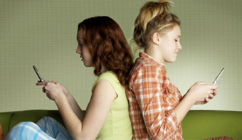 Las apps de mensajería instantánea, triunfadoras en los smartphones de los jóvenes