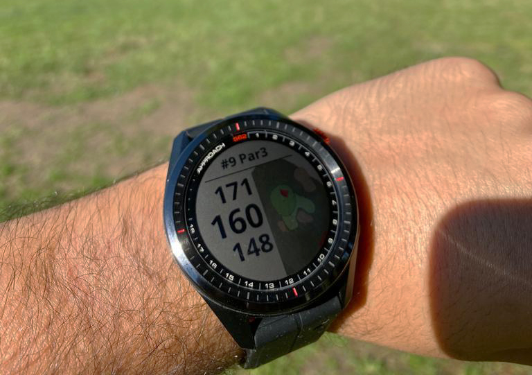 Garmin Approach S62