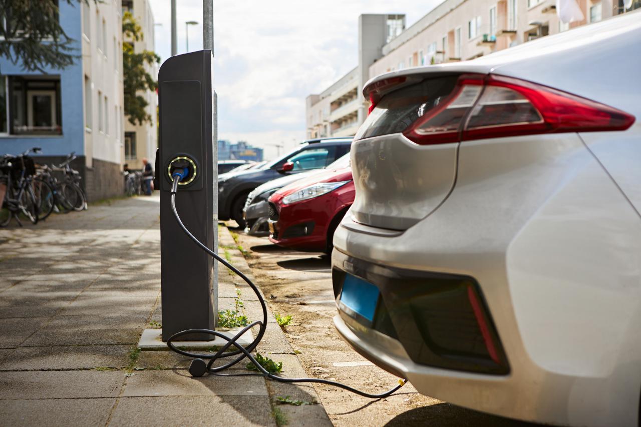 Las ventas de coches eléctricos en 2022 superarán las seis millones de unidades
