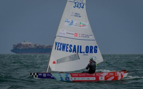 Un tejido inteligente guía a personas con discapacidad visual en la navegación a vela