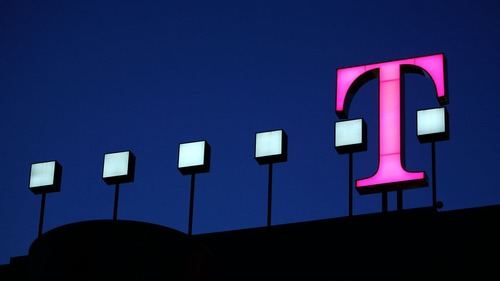 Deutsche Telekom gana un 9,5% menos en el primer semestre del año