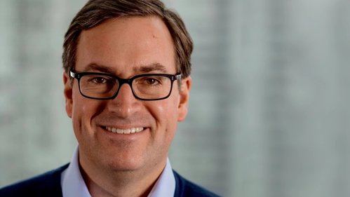 Dave Clark, CEO de la división de consumo de Amazon