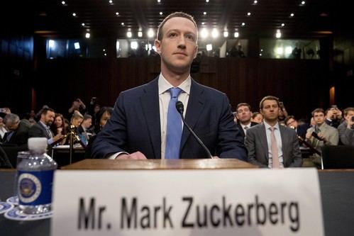 Estados Unidos demanda a Facebook por monopolio y estudia forzar la venta de WhatsApp e Instagram