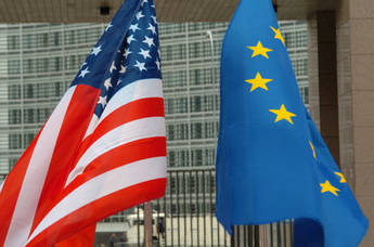 Europa y Estados Unidos sellan acuerdo de protección de datos.