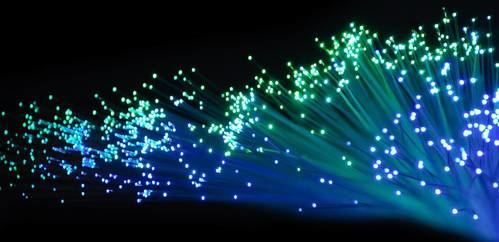 Científicos logran triplicar la velocidad de transmisión de datos a través de la fibra