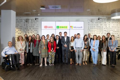 Microsoft, ONCE y Fundación ONCE refuerzan su alianza para aplicar la IA a la accesibilidad y el empleo