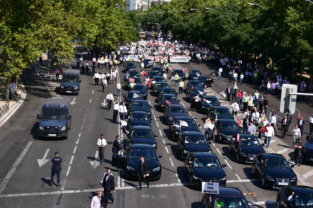 Manifestación de conductores de Uber y Cabify contra la regulación