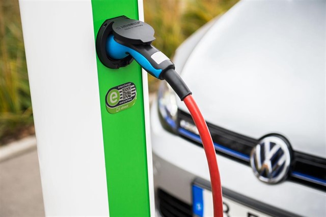 Volkswagen y Northvolt se unen para crear un consorcio que acelere el desarrollo de baterías en Europa