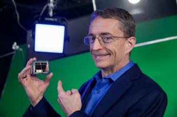 Intel invertirá 20.000 millones de dólares en fabricación de chips para recuperar competitividad