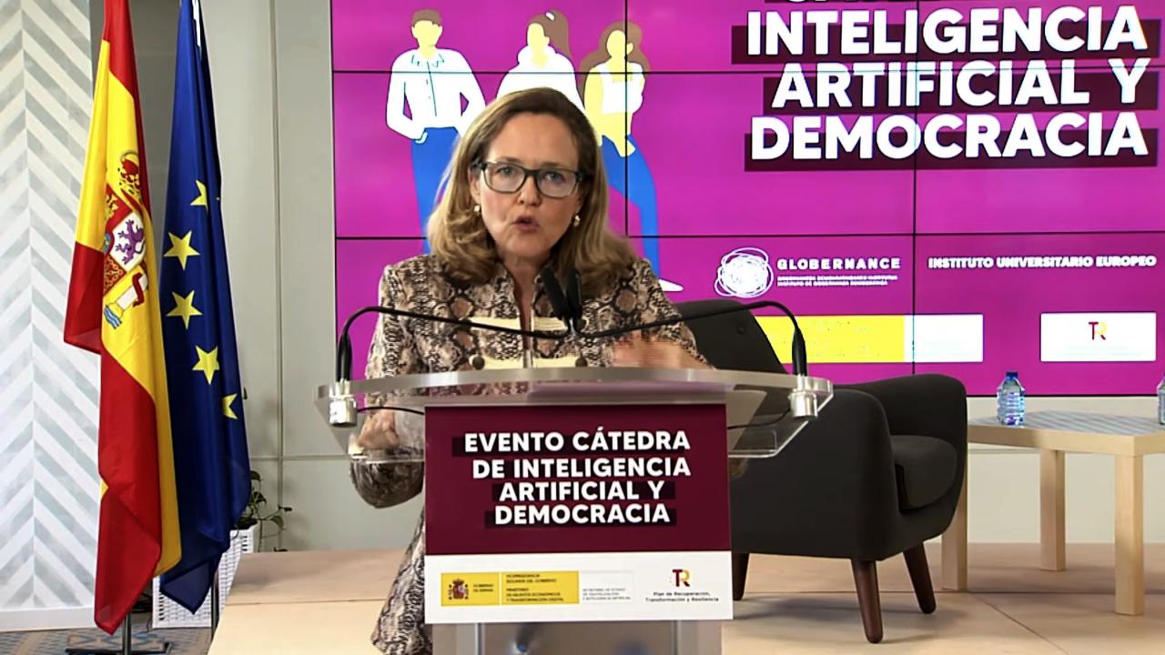 Nadia Calviño, vicepresidenta segunda del Gobierno y ministra de Asuntos Económicos y Transformación Digital de España en la presentación de la cátedra de IA y democracia