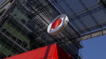 El Gobierno aprueba la compra de Vodafone España por parte de Zegona