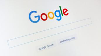 Google actualiza su buscador para que las personas encuentren información fiable en momentos difíciles