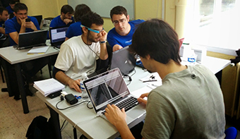 Siete aplicaciones para Google Glass desarrolladas en el Hackathon Glass España