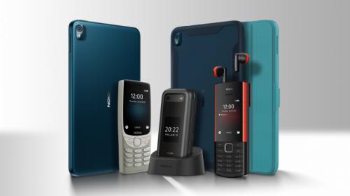 HMD amplía el porfolio de feature phones de Nokia con un plegable y los icónicos 8210 y 5710
