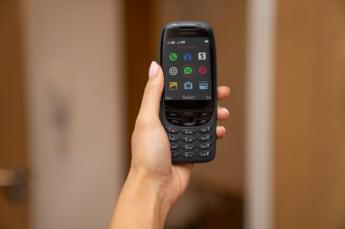 HMD Global recupera el icónico Nokia 6310 para los más clásicos