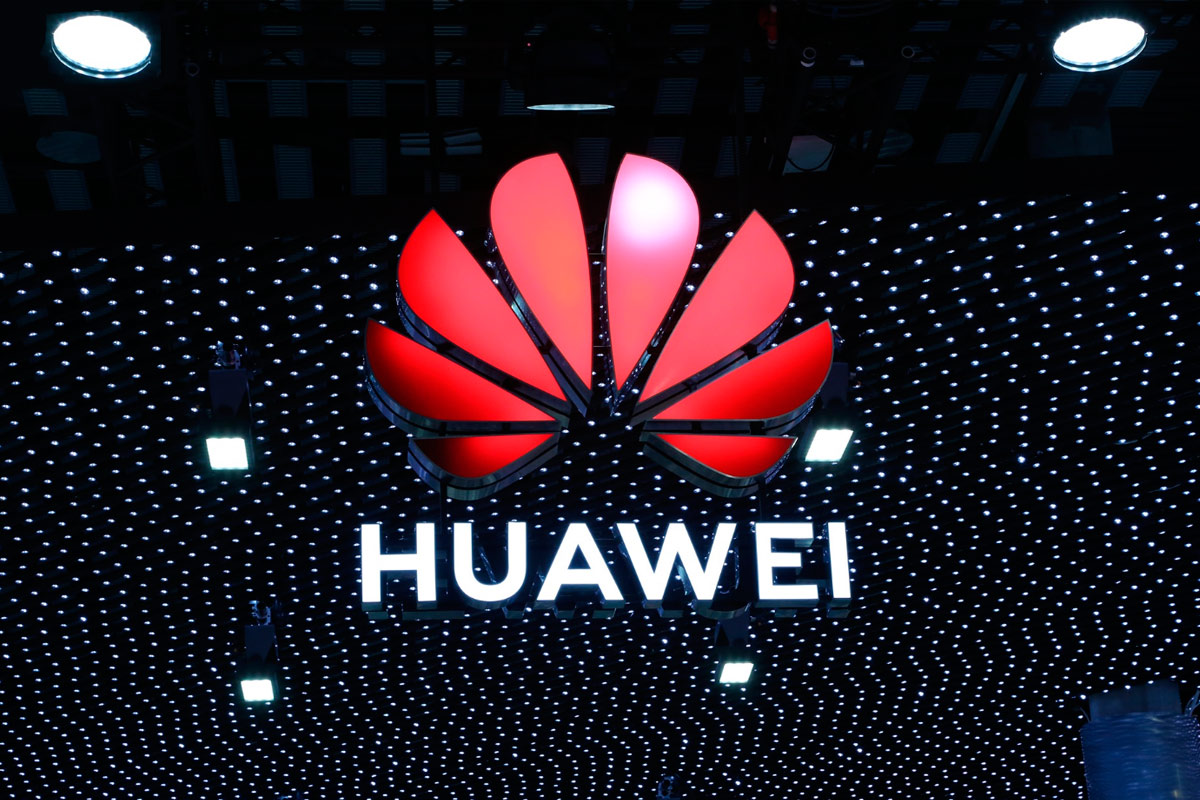 Huawei sí seguirá con sus donaciones de mascarillas