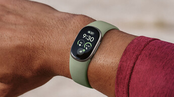 Google presenta Fitbit Edge: una pulsera deportiva con GPS mejorado, ECG y hasta siete días de batería