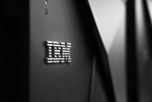 IBM pretende sustituir a 7.800 trabajadores por una IA