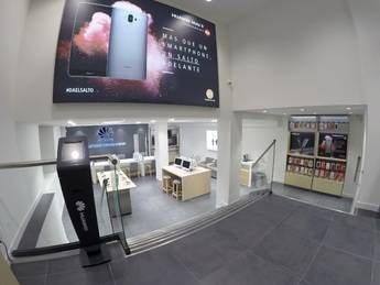 Huawei inaugura su primer Centro de Atención al Cliente de España